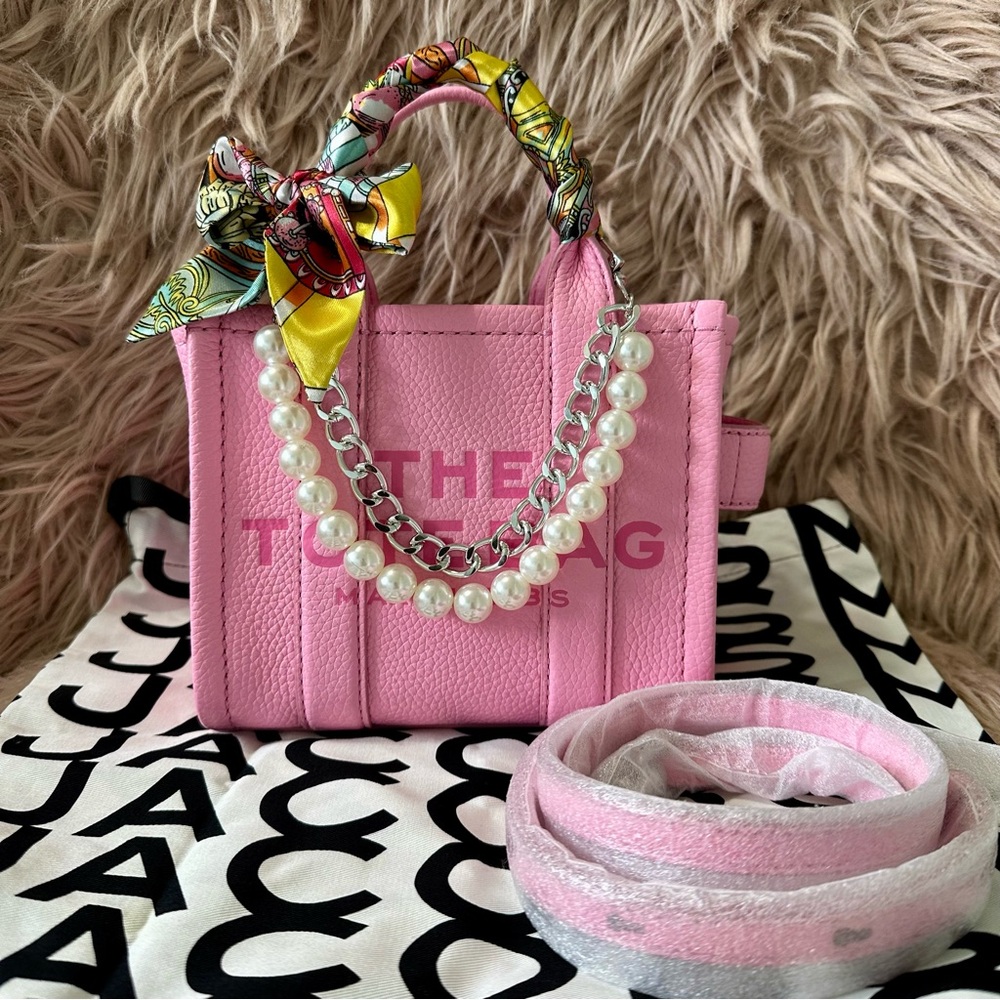 COPY- MARC JACOBS THE LEATHER MINI TOTE BAG - FLURO CANDY